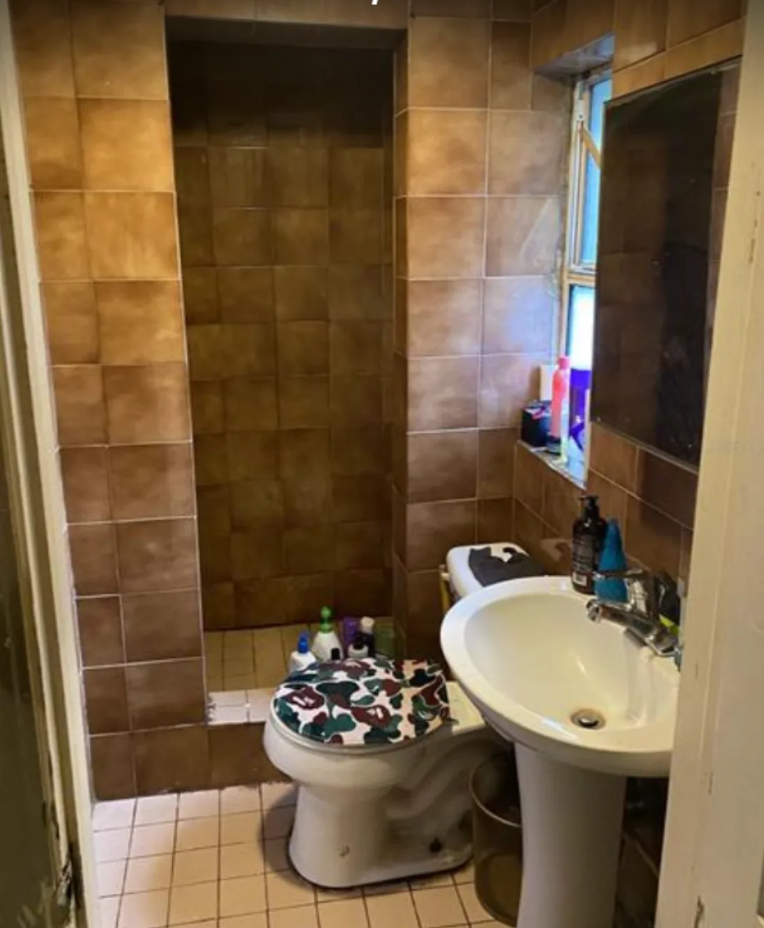 Bathroom before rehabilitation